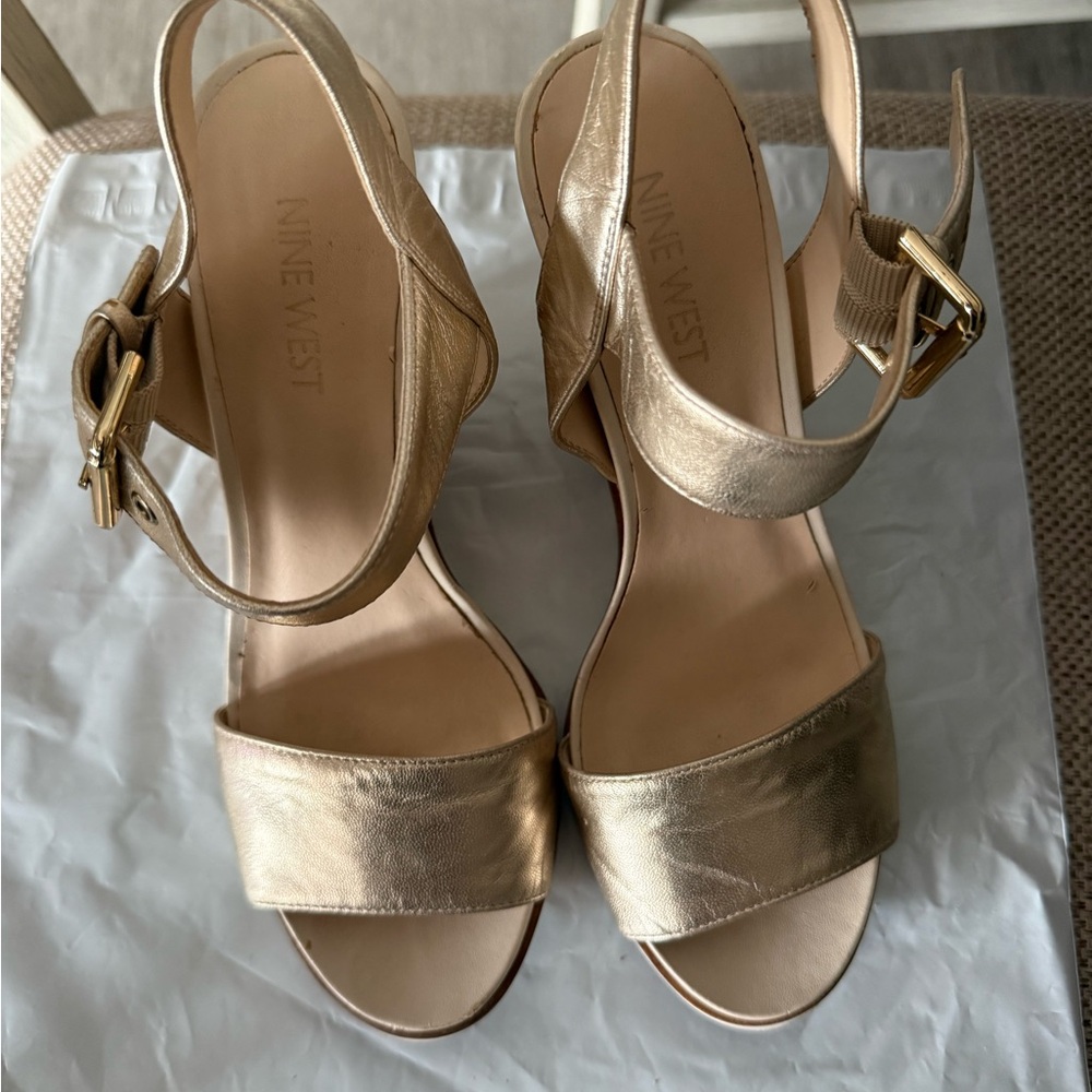 Nine West Metallic Gold Wedges size 7M